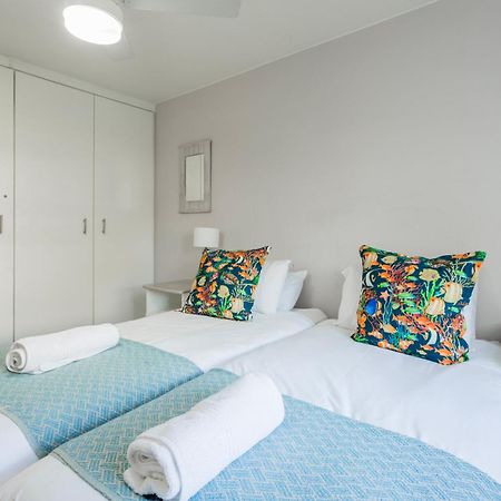 Ocean Pearl At Chakas Cove - Beachfront Apartment Ballito Exterior foto